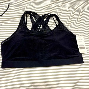 Fabletics Faye High Impact Sports Bra Size 4x. NWT.